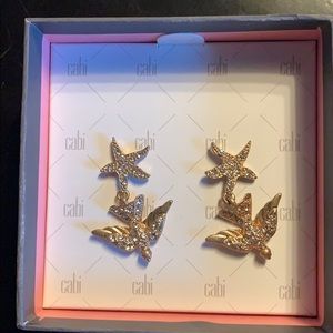 Cabi Look out earrings.